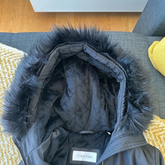 Women's Black Jacket - Picture 7 of 9